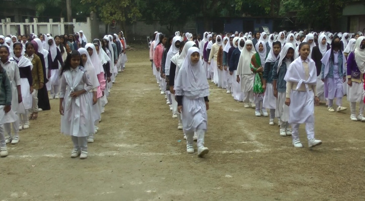 চুয়াডাঙ্গায় শৈত্য প্রবাহে এবার প্রাথমিক বিদ্যালয় বন্ধ, মাধ্যমিক খোলা